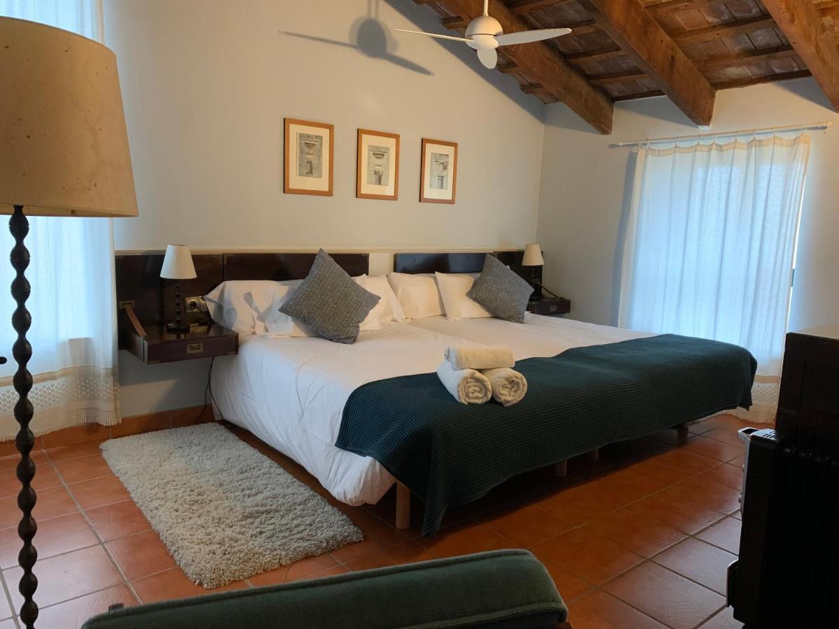 Can Ballus Bed&Breakfast Tiana エクステリア 写真